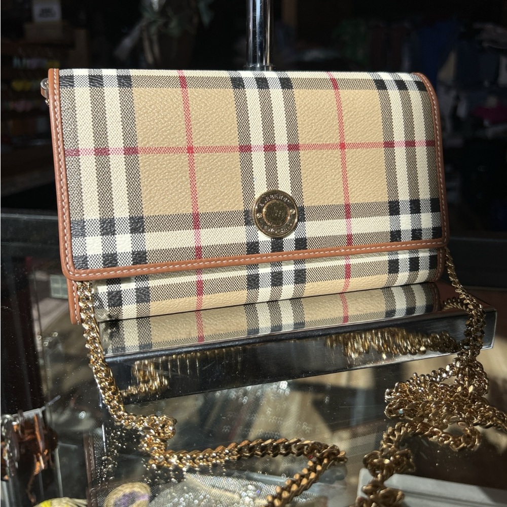 Burberry Tan Plaid Chain Crossbody with Gold Hardware - Picture 8 of 9